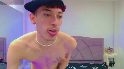 ashton_myers5 live cam on Cam4