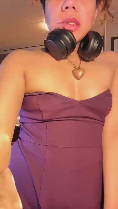 asiacameronxxx live cam on Cam4