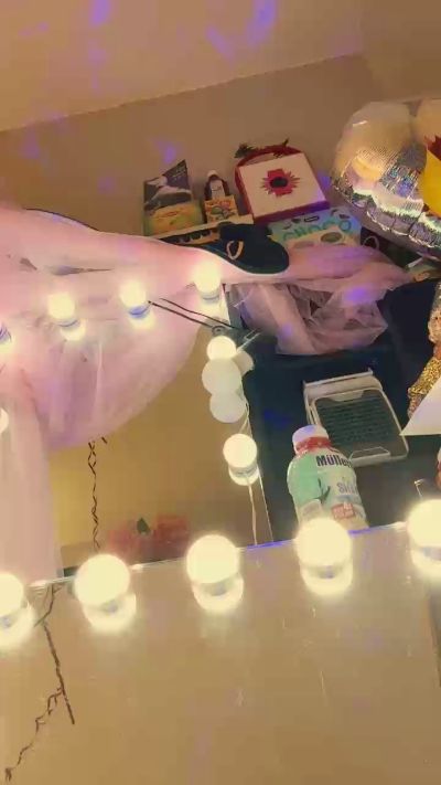 asiacameronxxx live cam on Cam4