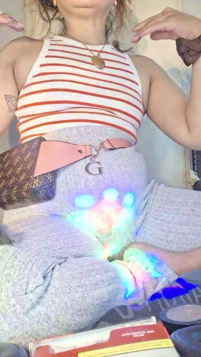 asiacameronxxx live cam on Cam4