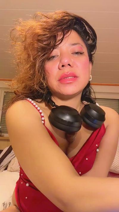 asiacameronxxx live cam on Cam4
