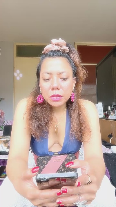 asiacameronxxx live cam on Cam4