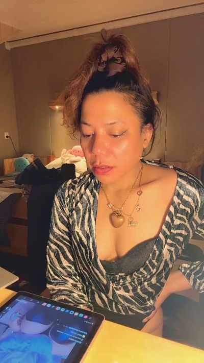 asiacameronxxx live cam on Cam4