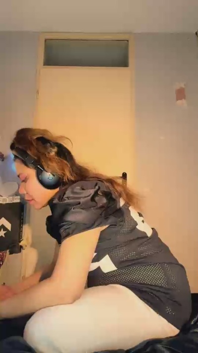 asiacameronxxx live cam on Cam4