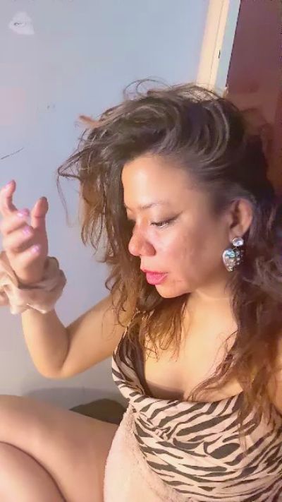 asiacameronxxx live cam on Cam4