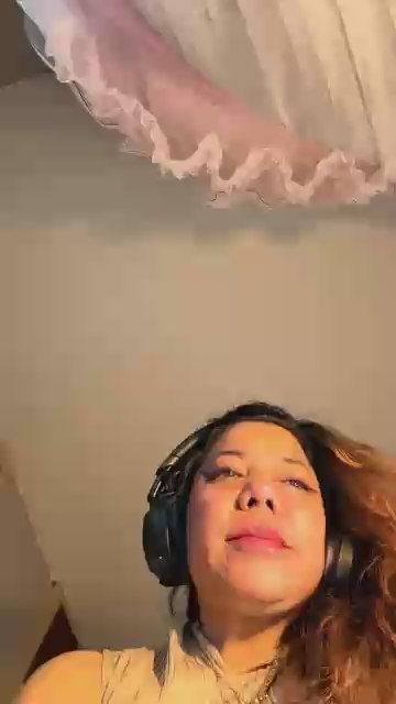 asiacameronxxx live cam on Cam4