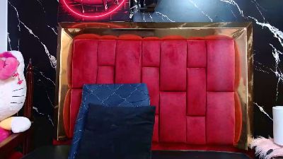 asly_cloe live cam on Cam4