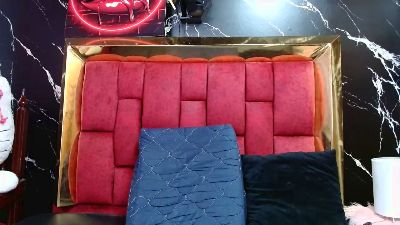 asly_cloe live cam on Cam4