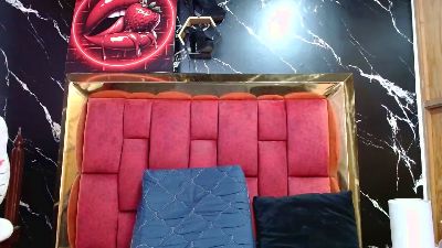 asly_cloe live cam on Cam4