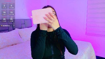 astrid_omega live cam on Cam4