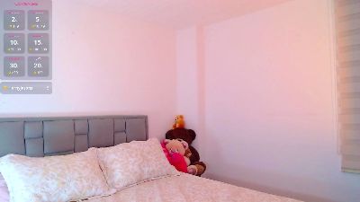 astrid_omega live cam on Cam4