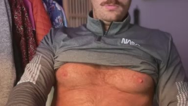 astur_92 live cam on Cam4