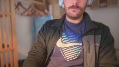 astur_92 live cam on Cam4