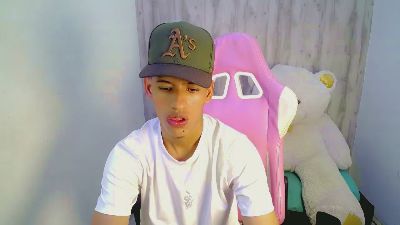 athletereese live cam on Cam4