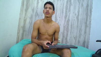 athletereese live cam on Cam4