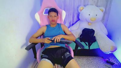 athletereese live cam on Cam4