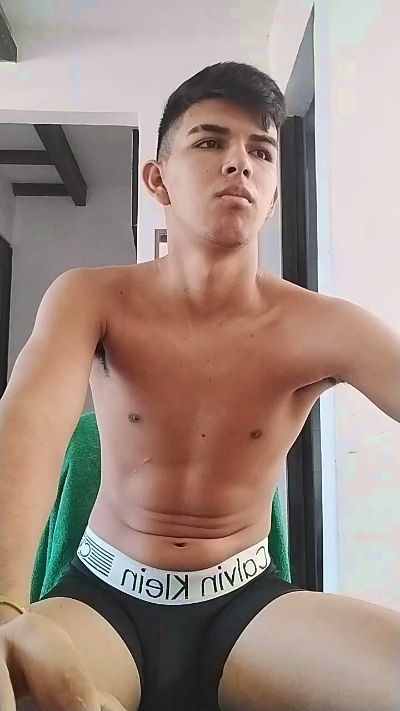 web cam striptease Athleticboy20