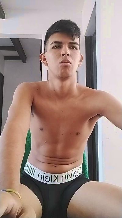 naked livechat Athleticboy20