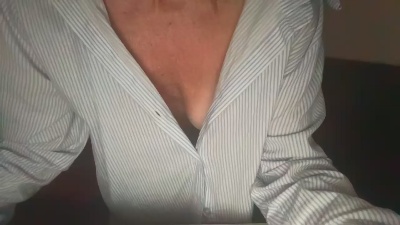 audreyoli live cam on Cam4