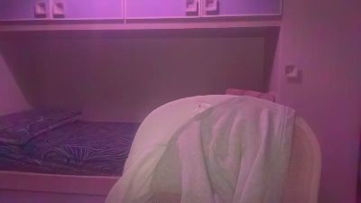 audreyoli live cam on Cam4