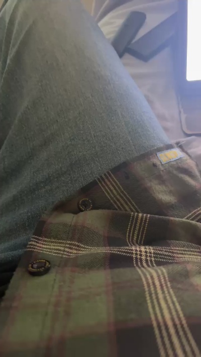 aussie0000 live cam on Cam4
