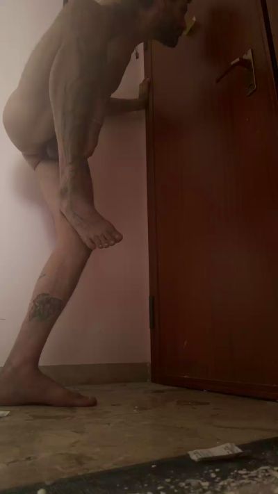 aussiecrys80 live cam on Cam4