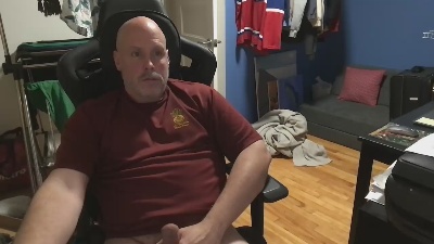 avenger831 live cam on Cam4