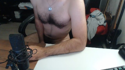 aventurierparis live cam on Cam4