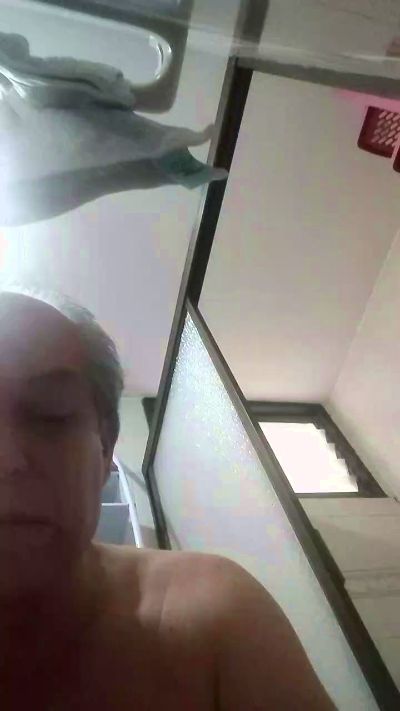 avergalindo live cam on Cam4