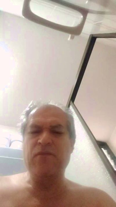 avergalindo live cam on Cam4