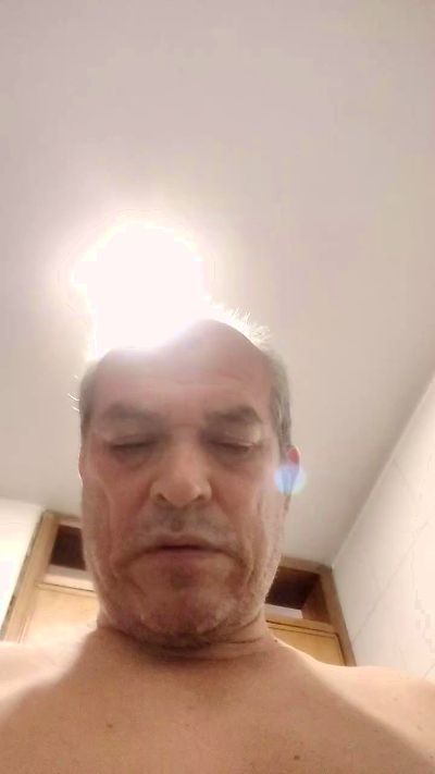 avergalindo live cam on Cam4
