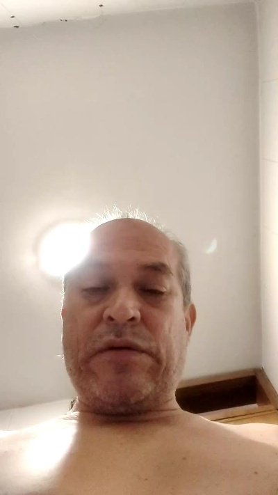 avergalindo live cam on Cam4