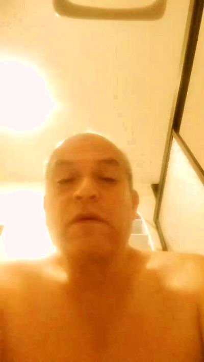 avergalindo live cam on Cam4