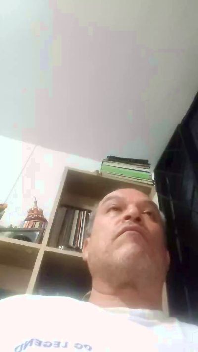 avergalindo live cam on Cam4