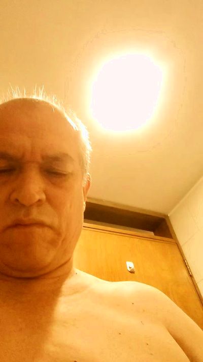 avergalindo live cam on Cam4