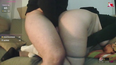 avril_love1 live cam on Cam4
