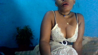 avrilas live cam on Cam4