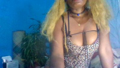 avrilas live cam on Cam4