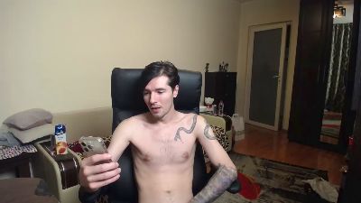 awesome_justin live cam on Cam4
