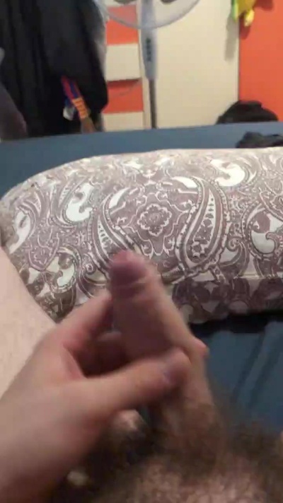 axel0405 live cam on Cam4