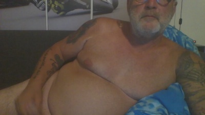 axel636fun live cam on Cam4