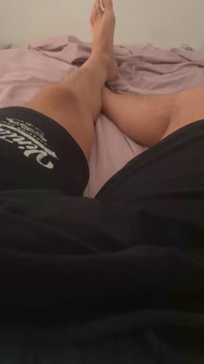 axel9919 live cam on Cam4
