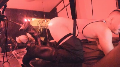 axel_abysse live cam on Cam4