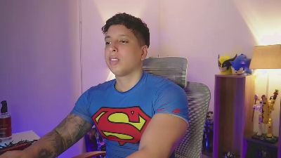 axel_appolo live cam on Cam4
