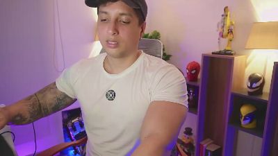 axel_appolo live cam on Cam4