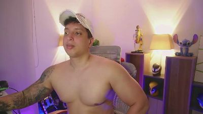 axel_appolo live cam on Cam4