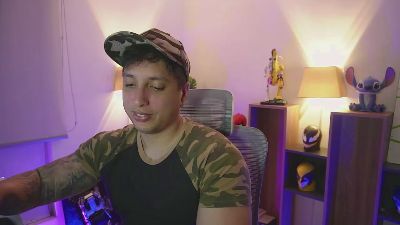 axel_appolo live cam on Cam4