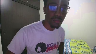axel_rios_ live cam on Cam4