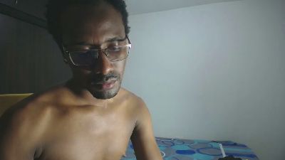 axel_rios_ live cam on Cam4