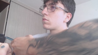 axel_serra live cam on Cam4